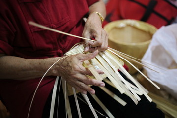hand make bamboo basket - 107712257