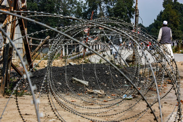 Barbed wire at roadblock in Srinagar