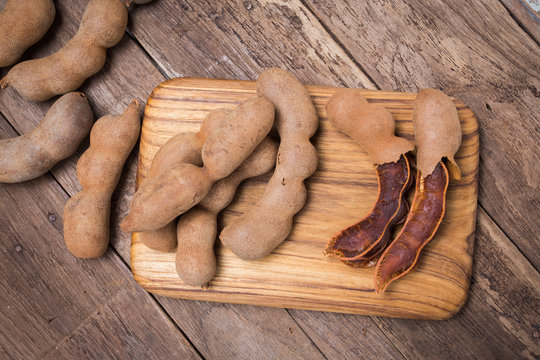 Sweet tamarind raw.