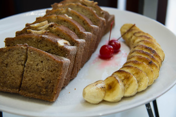 Banana cake with with fresh banana