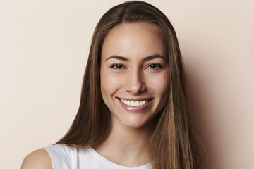 Portrait beautiful brunette model, smiling