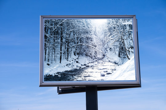 Winterlandschaft auf Werbetafel