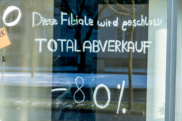 Schaufenster Totalabverkauf