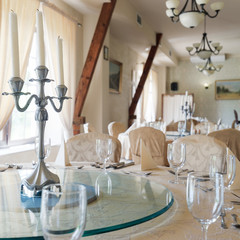 Table setting in elgant hotel
