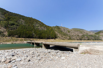 高知県四万十町　茅吹手沈下橋