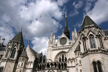 Fototapeta na wymiar Royal Courts of Justice in London, UK