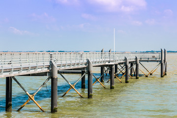 Fototapeta na wymiar modern pontoon bridge