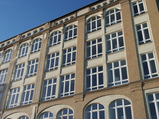 Fototapeta na wymiar Altes Fabrikgebäude, Berlin-Moabit