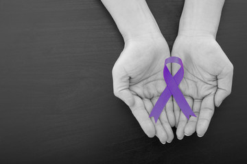 All grynecologic cancer purple ribbon