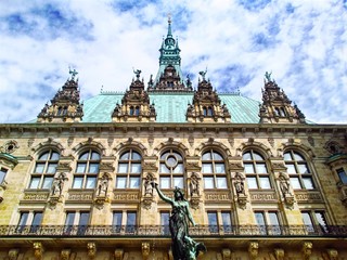 Fototapeta na wymiar Close-up of Hamburg city hall - Rathaus. Germany