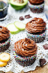 Chocolate zucchini banana cupcakes