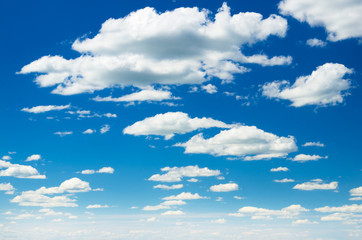 clouds in the blue sky