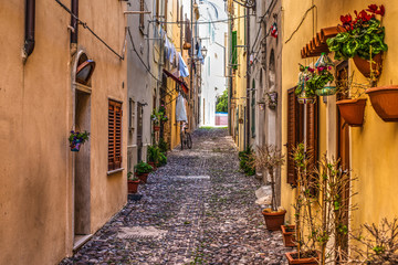 Obraz premium street in Alghero old town