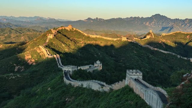 4k Time-Lapse: Sunrise of Great Wall of China (Panning Shot).