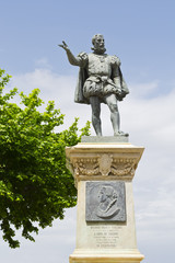 Statue