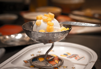  ice cream on the cup