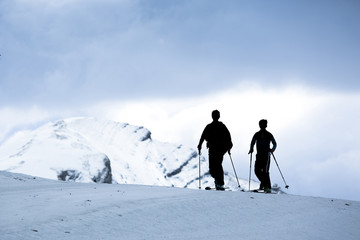 ski de fond neige skier montagne sport hiver sommet air respirer