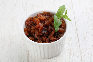 Raisin in the bowl