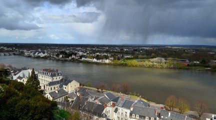 Averse sur Saumur
