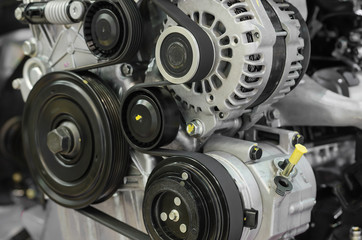 Obraz na płótnie Canvas dynamo and belt car engine