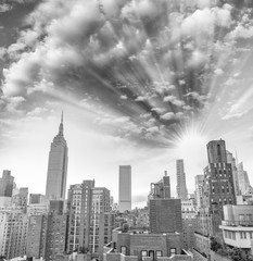 Black and white view of New York skyline