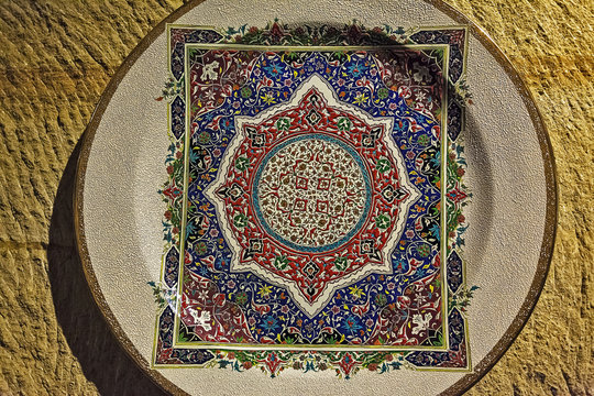 Plate with ornaments 2