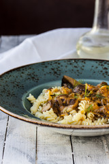 pasta with carrots and mushrooms