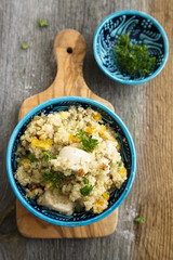 Quinoa pilaf with almond and dried apricots