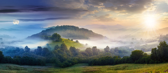 Fototapeta premium tajemnicza mgła na wzgórzu w wiejskiej okolicy