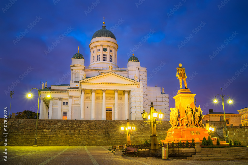 Wall mural cathedral and monument to russian emperor alexander ii in the old town of helsinki, finland