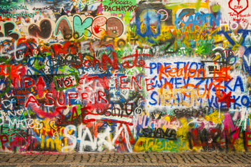 Naklejka premium John Lennon Wall w Pradze