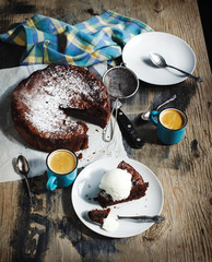 Chocolate fudge cake