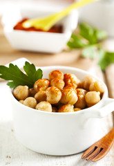 Chickpeas with smoked paprika