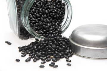 black bean pot on white background