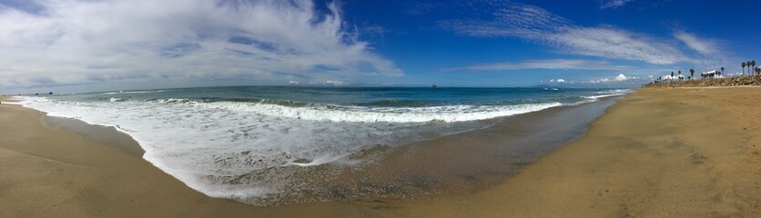 Fototapeta na wymiar Huntington Beach California Ocean Panorama