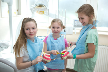 girls  learning about dental hygiene. Dental hygiene
