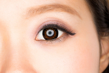 Obraz premium Kontakt kolorystyczny / zbliżenie oczu