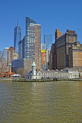 Fototapeta na wymiar View to Pier A of Lower Manhattan