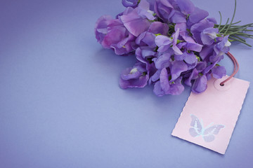 bouquet sweet peas tag butterfly