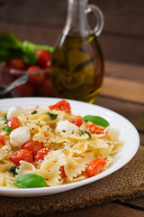 Farfalle Pasta - Caprese salad with tomato, mozzarella and basil