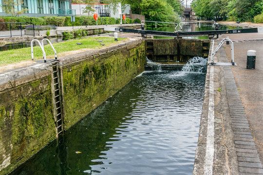 Regent's Canal, north of Paddington Basin. London, England.