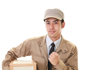 ガッツポーズの宅配人