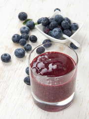 Blueberies with drink