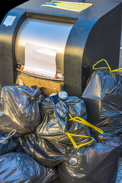 poubelle de recyclage/poubelle et sacs de poubelles