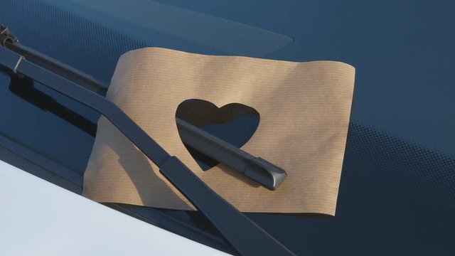 Paper Cut - Heart Shape - camera pan
