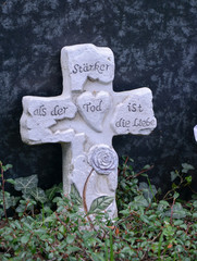 Kreuz mit Spruch