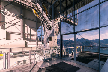 Platform outside the cableway.