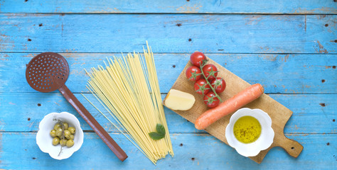 food ingredients for italian spaghetti dish