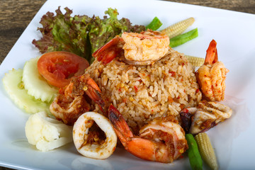 Fried rice with seafood