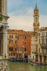 Blick von der Rialtobrücke in Venedig, Italien